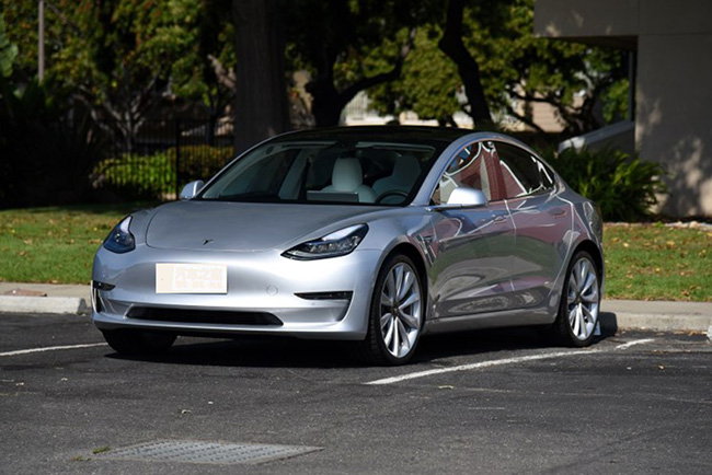 43.3万起 Model 3长续航后轮驱动版上市