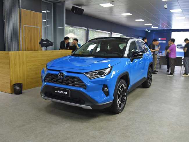 全新RAV4荣放四款预售车型详细配置曝光